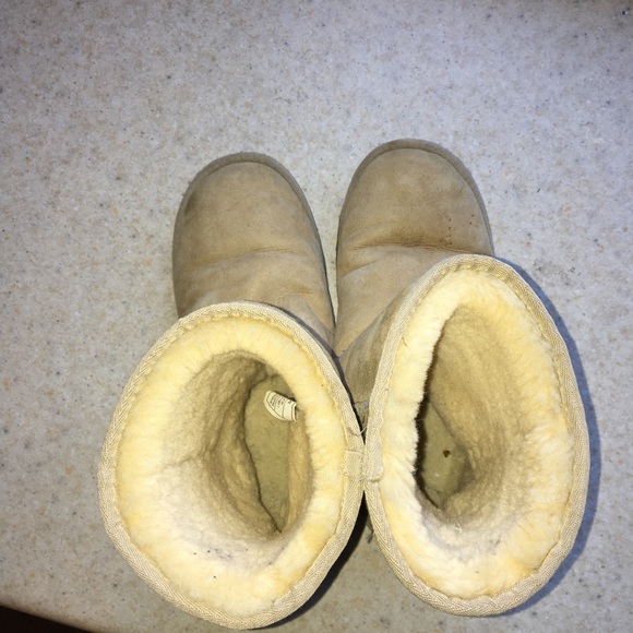 UGG classic boots - Picture 4 of 5